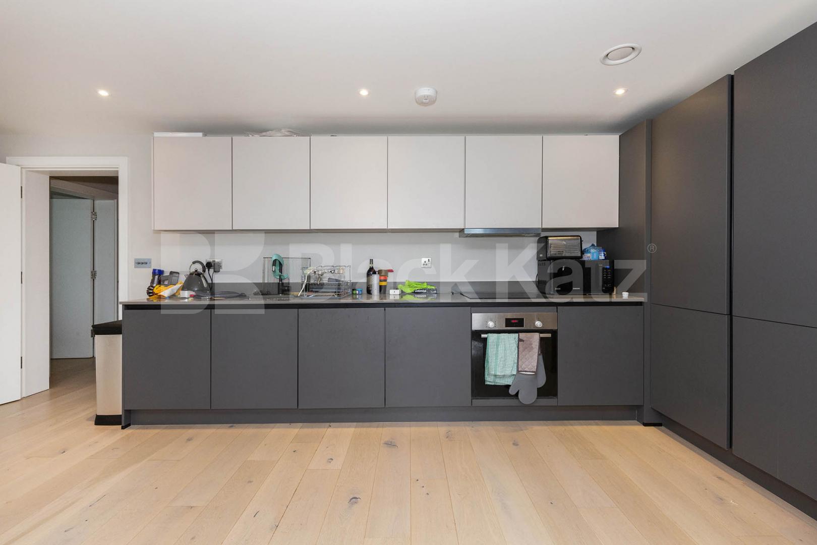 Spacious two bedroom and two bathroom with a large private balcony Tottenham Lane, Crouch End